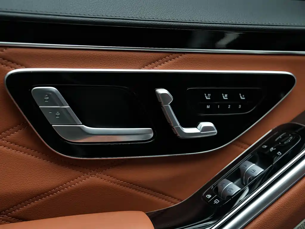 Mercedes-Benz Maybach S-Class 2023 — фото 33