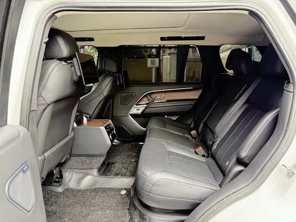 Land Rover Range Rover 2022 — фото 16