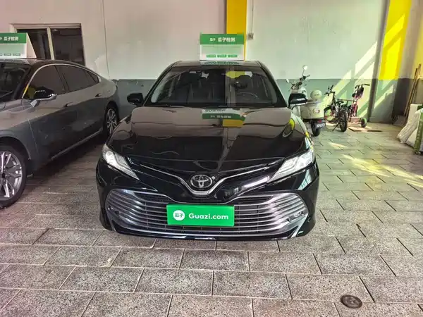 Toyota Camry 2019