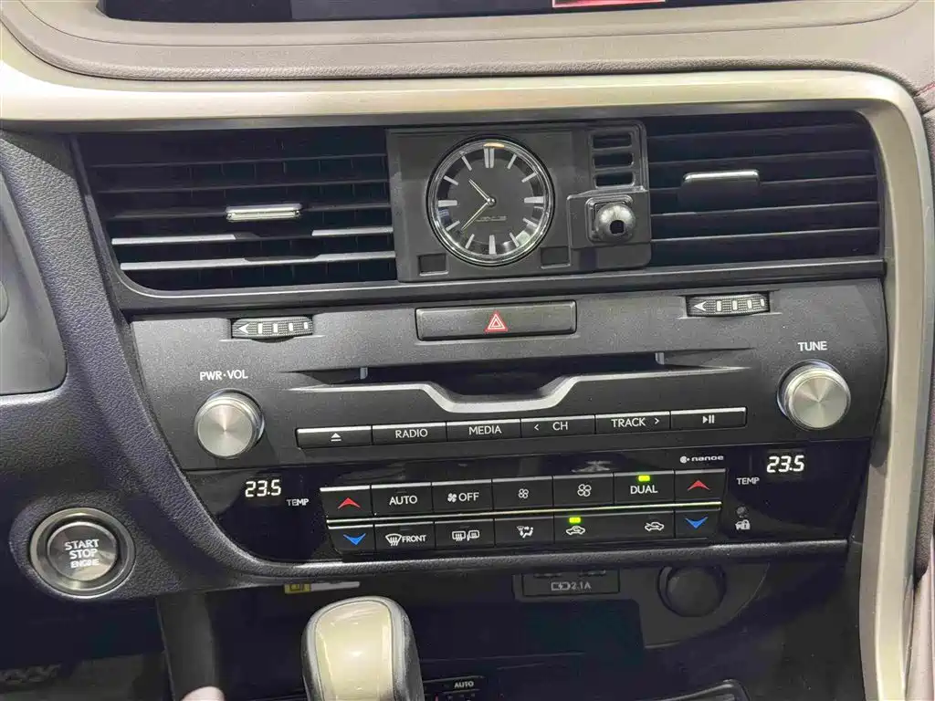 Lexus RX 2020 — фото 10