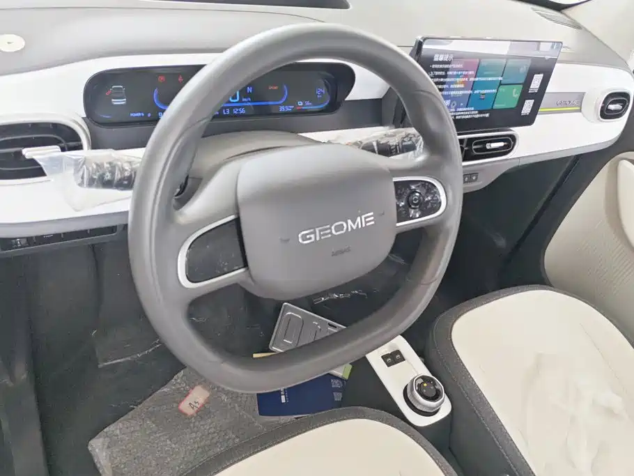 Geely Galaxy Panda 2026 — фото 15