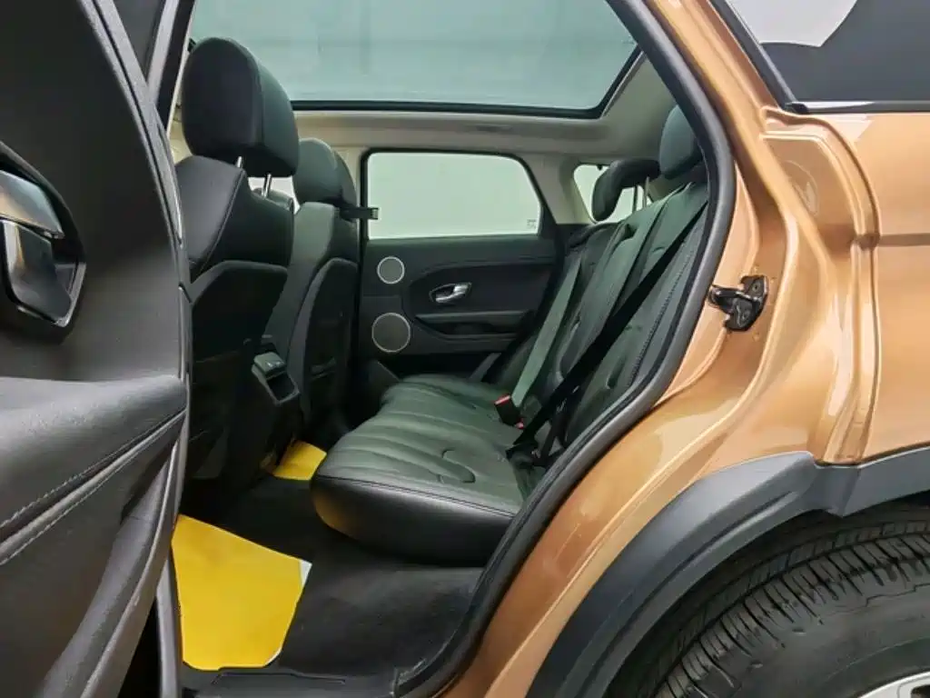 Land Rover Evoque 2015 — фото 8