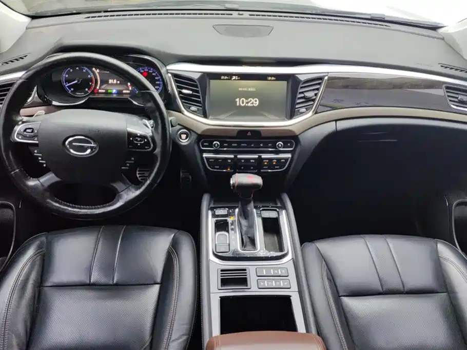 GAC Motor Trumpchi GS8 2017 — фото 12