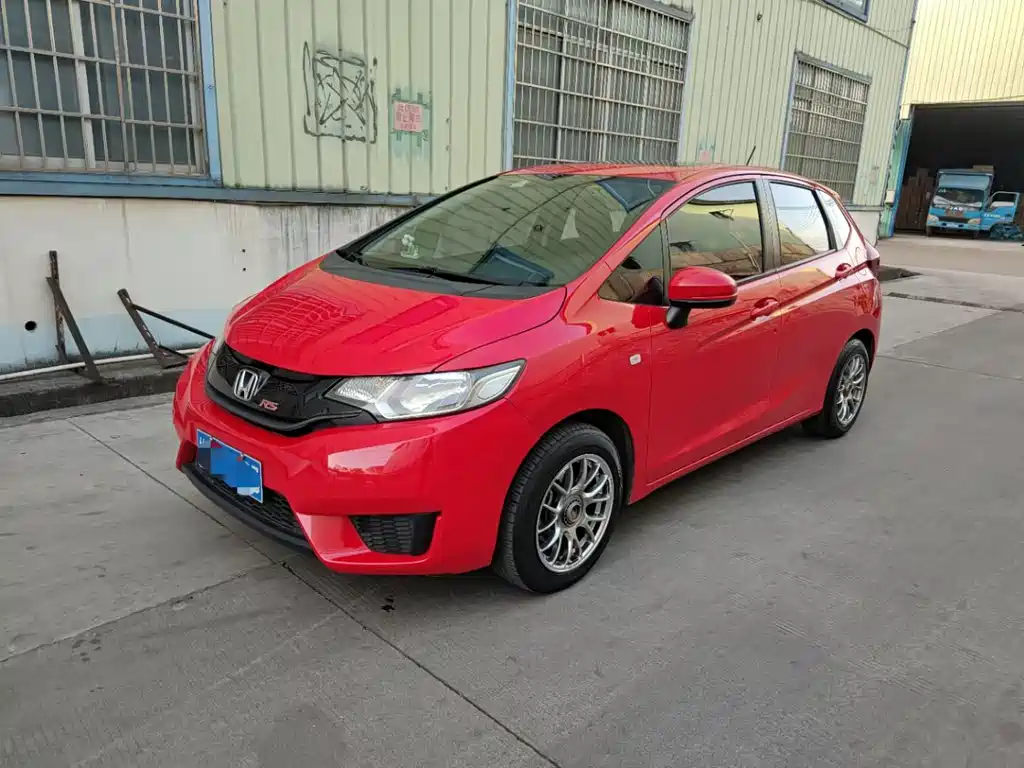 Honda Fit 2017 — фото 1