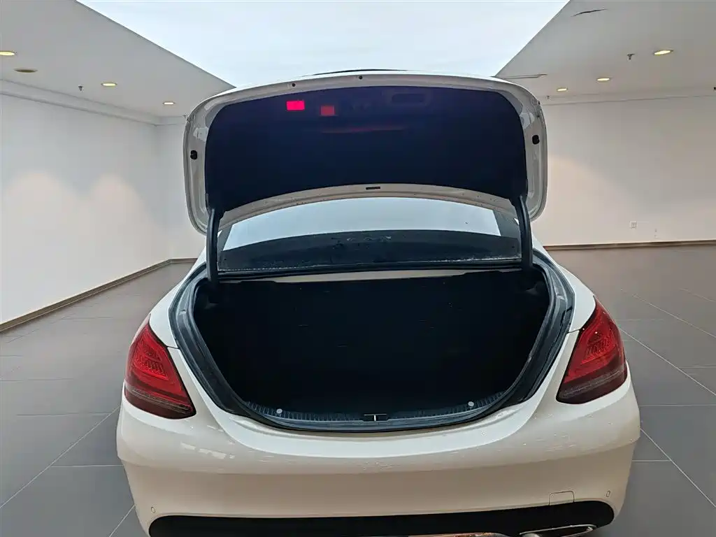 Mercedes-Benz C-Class 2021 — фото 20