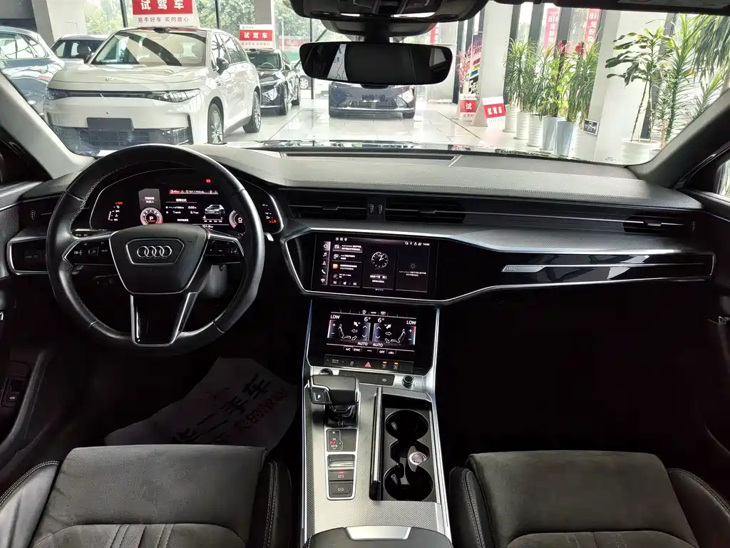 Audi A6L 2021 — фото 10