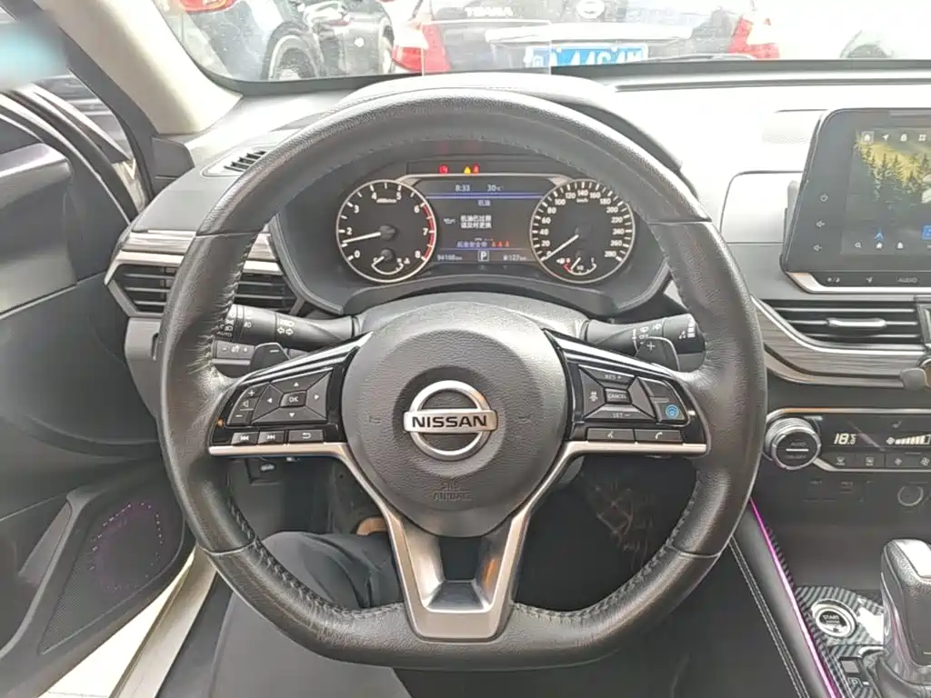 Nissan Teana 2022 — фото 11