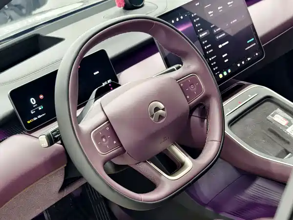 NIO ET5T 2025