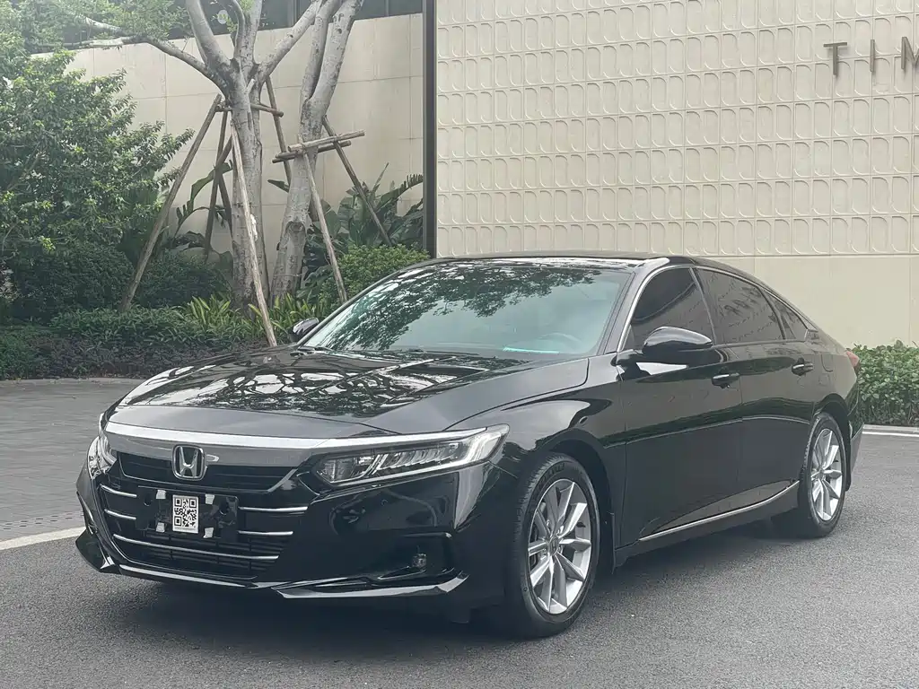 Honda Accord 2022 — фото 1