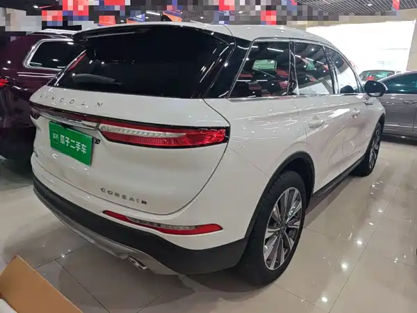 Lincoln Corsair 2021