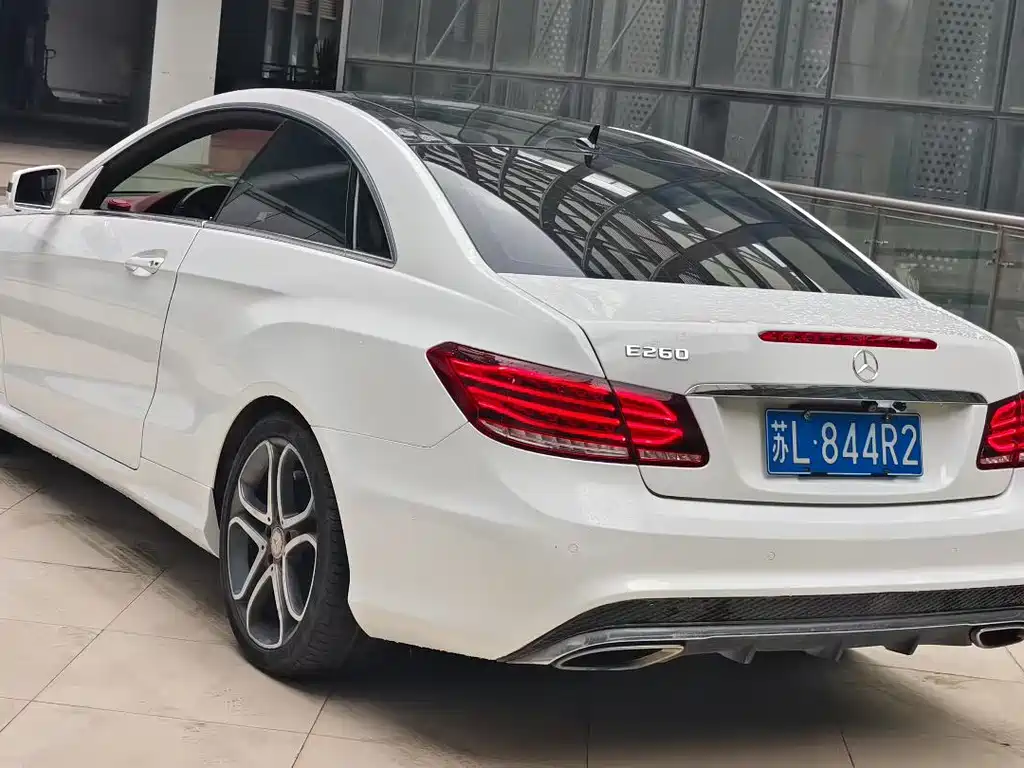 Mercedes-Benz E-Class 2015 — фото 7