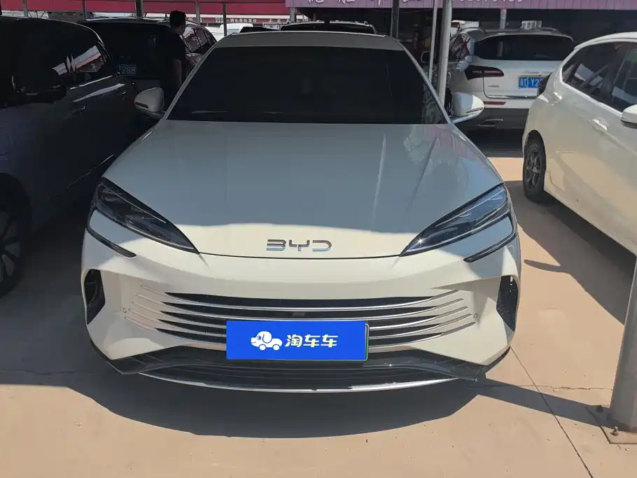 BYD Seal 07 DM-i 2024 — фото 2