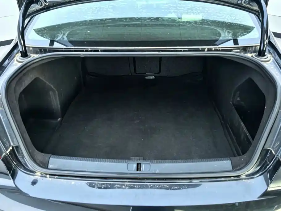 Volkswagen Magotan 2016