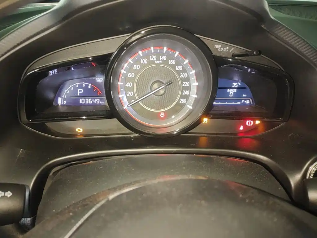 Mazda 3 Angkesela 2016 — фото 12