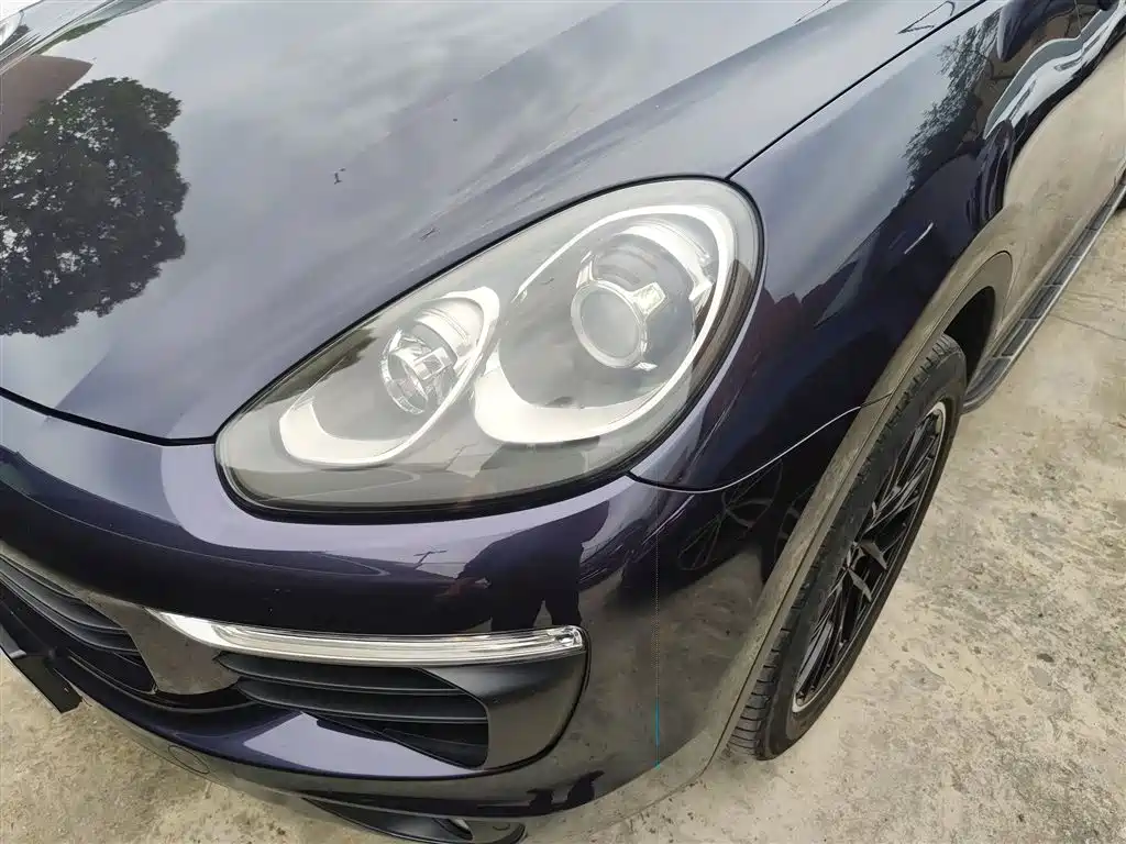 Porsche Cayenne 2017 — фото 24