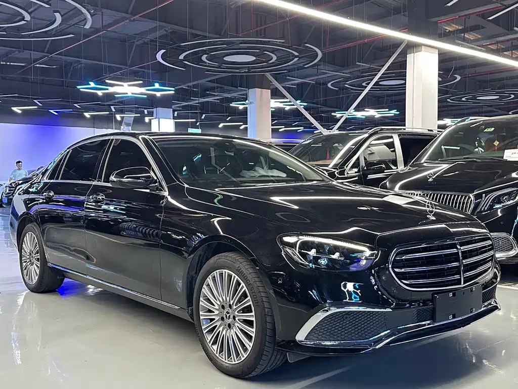 Mercedes-Benz E-Class 2021 — фото 3