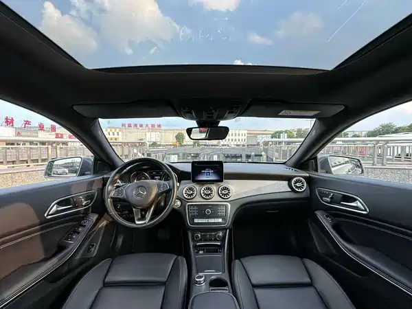 Mercedes-Benz CLA 2018