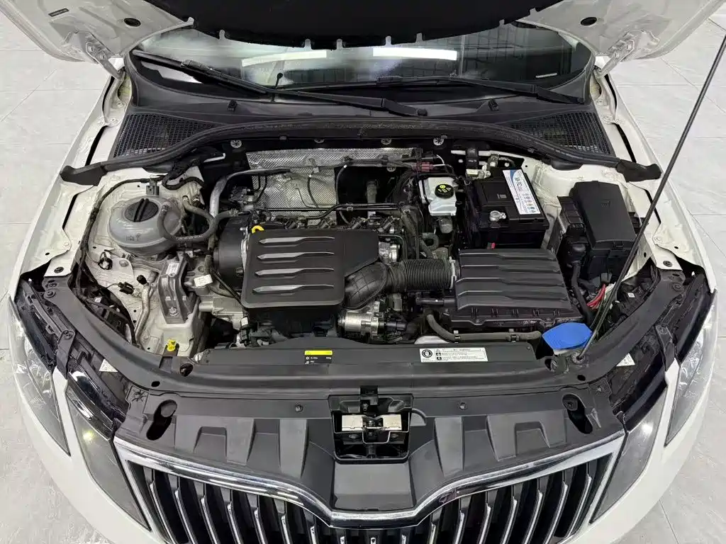 Skoda Octavia 2019 — фото 20