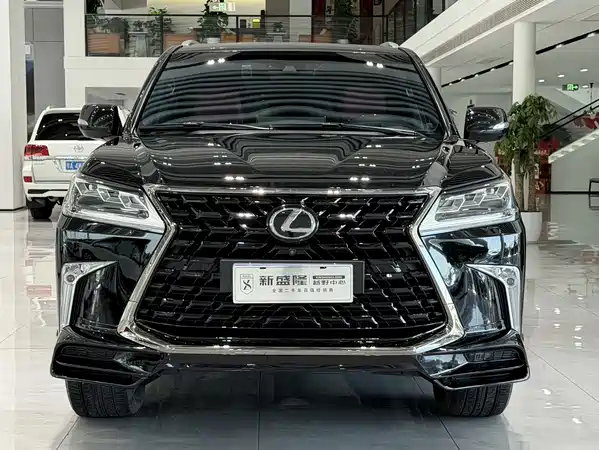 Lexus LX 2019