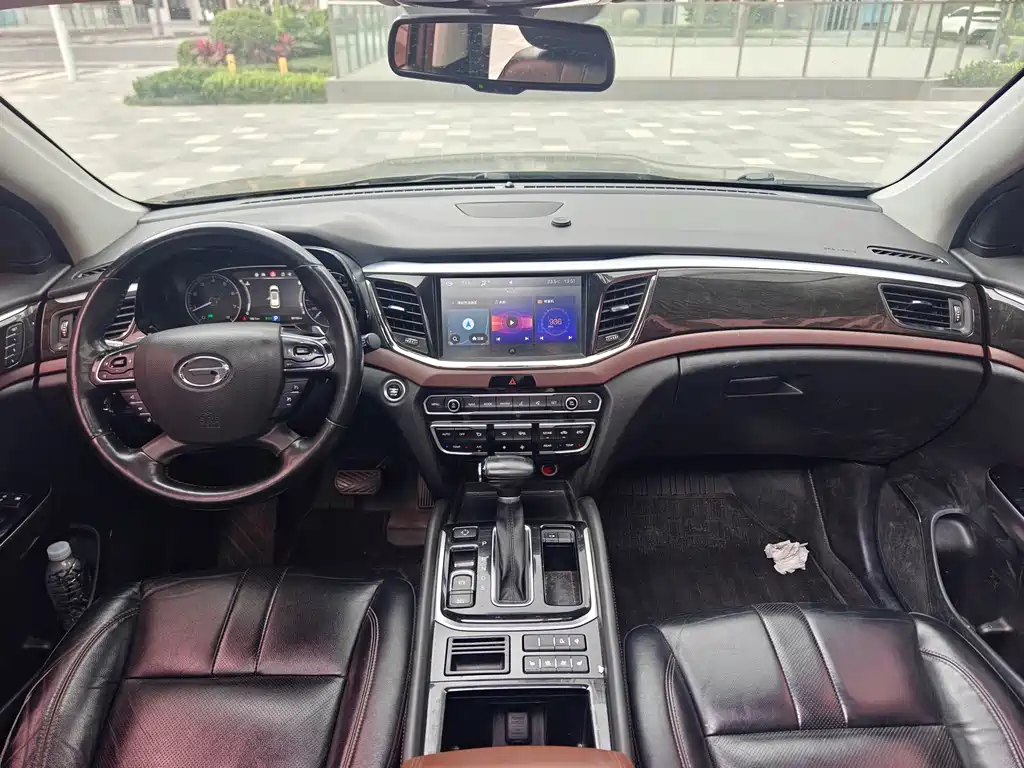 GAC Trumpchi GS8 2018 — фото 5