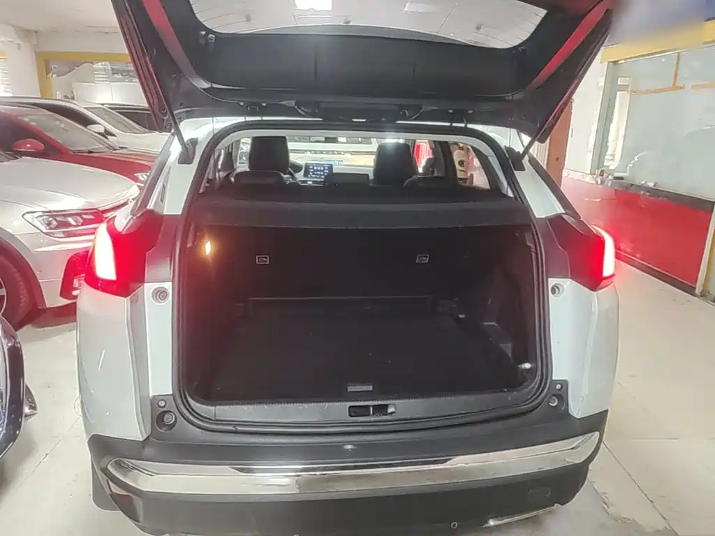 Peugeot 4008 2017 — фото 19