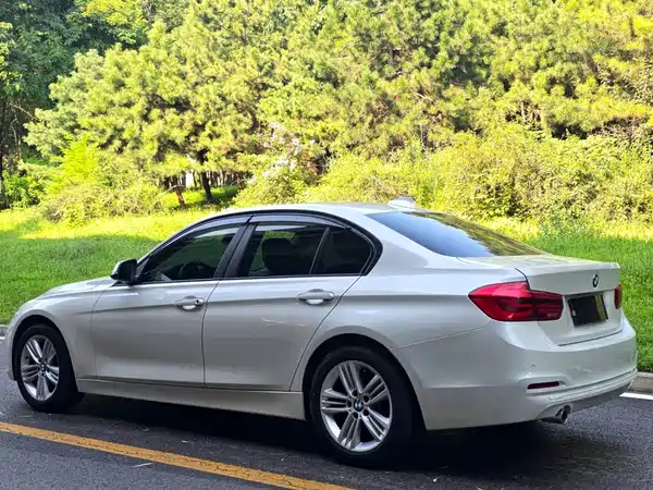 BMW 3 Series 2017