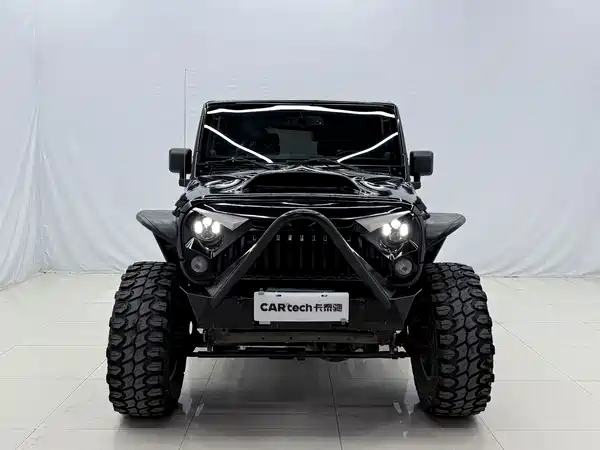 Jeep Wrangler 2014