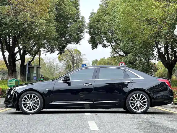Cadillac CT6 2016