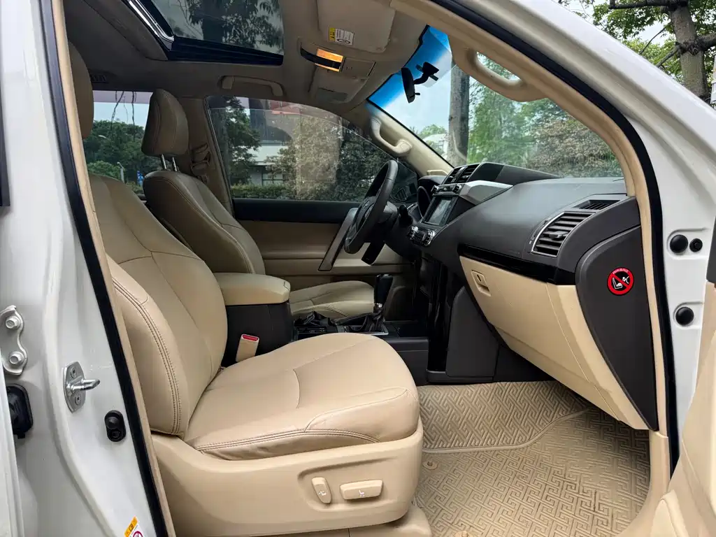 Toyota Prado 2016 — фото 14