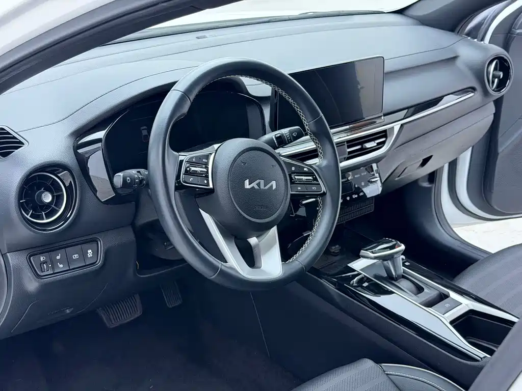Kia K3 2023