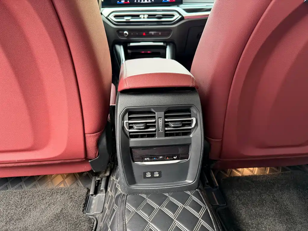 BMW i3 2024 — фото 12