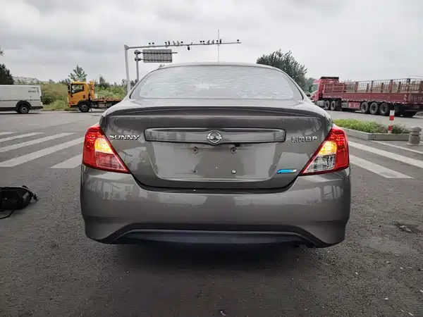 Nissan Sunny 2017