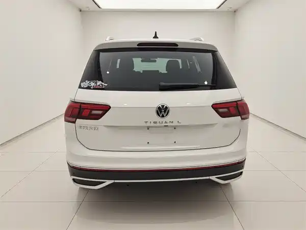 Volkswagen Tiguan L 2023