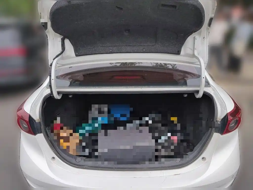 Mazda 3 Angkesela 2018 — фото 10