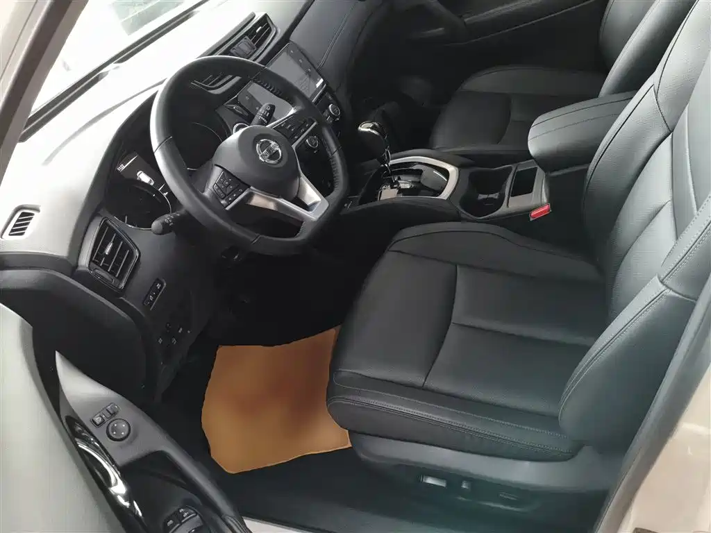 Nissan X-Trail 2025 — фото 15