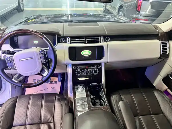 Land Rover Range Rover 2015