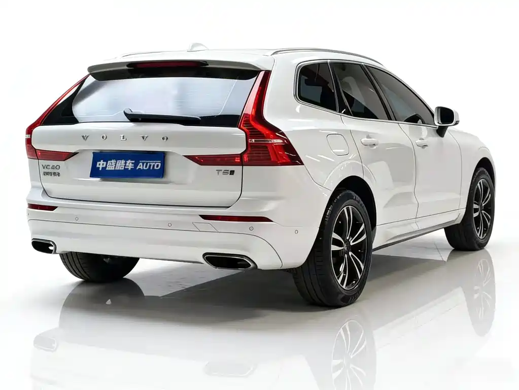 Volvo XC60 2018 — фото 4
