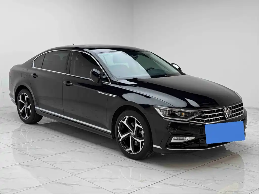 Volkswagen Magotan 2024