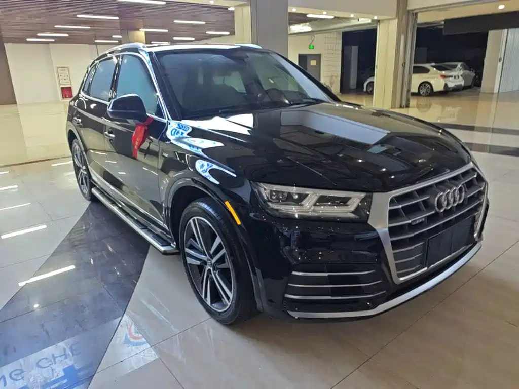 Audi Q5L 2021 — фото 4