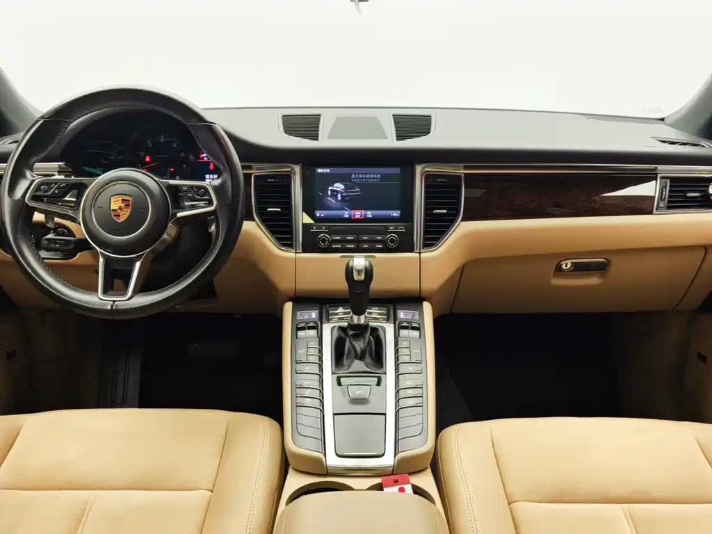 Porsche Macan 2018 — фото 9