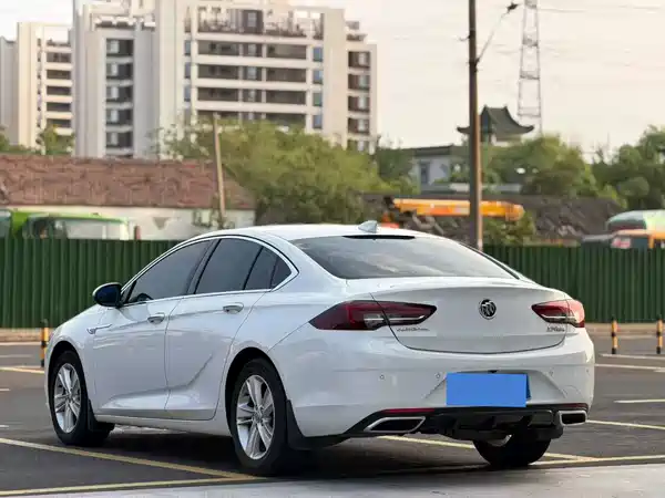 Buick Regal 2018