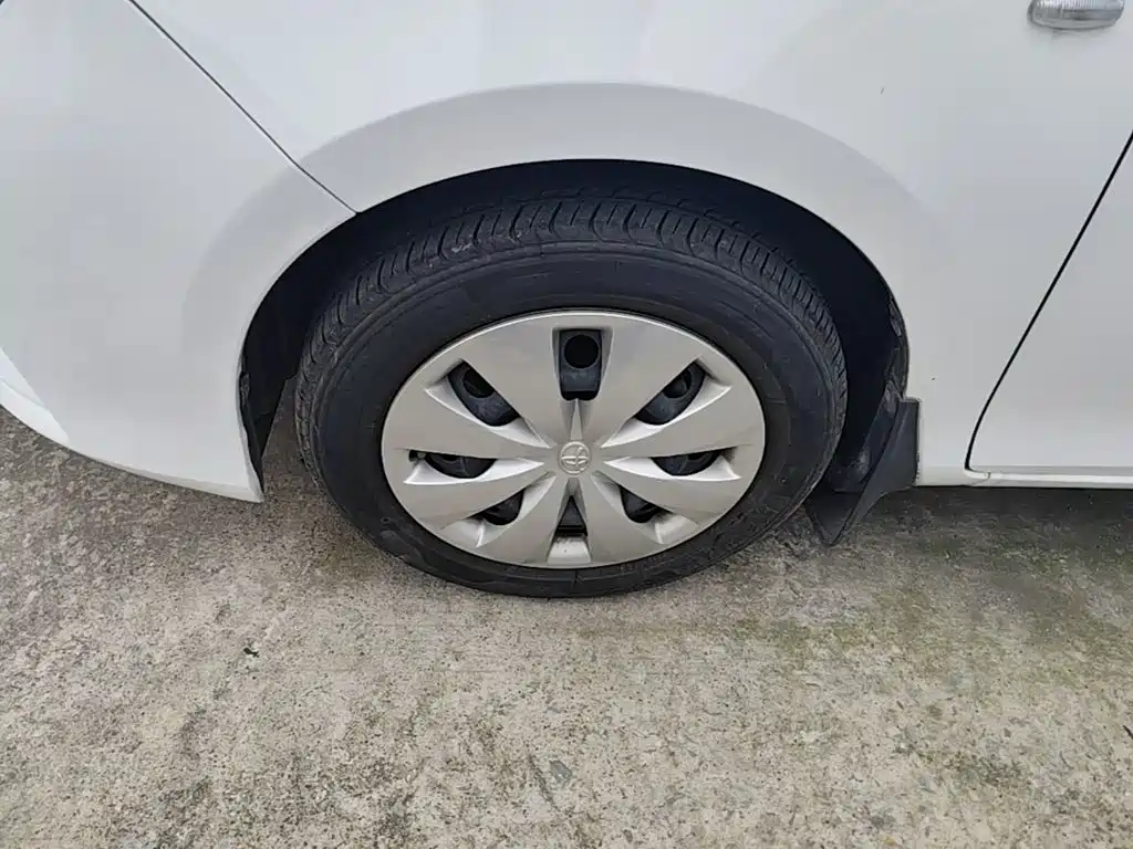 Toyota Yaris L 2019 — фото 23