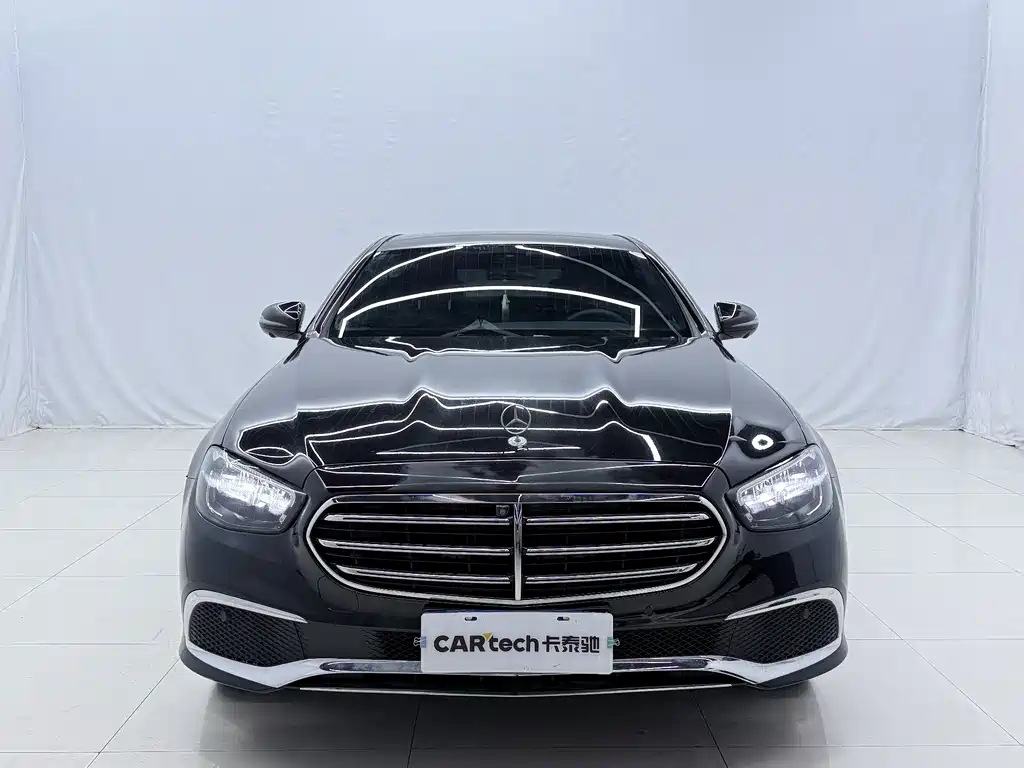 Mercedes-Benz E-Class 2022 — фото 2