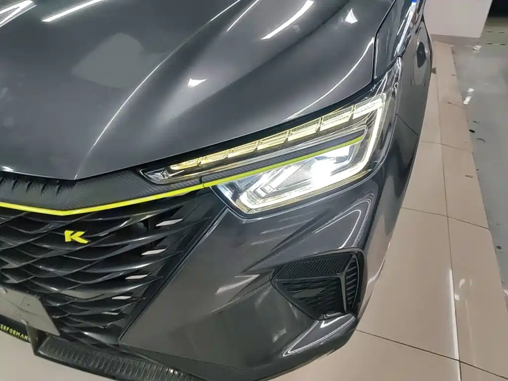 Roewe RX5 2022 — фото 24