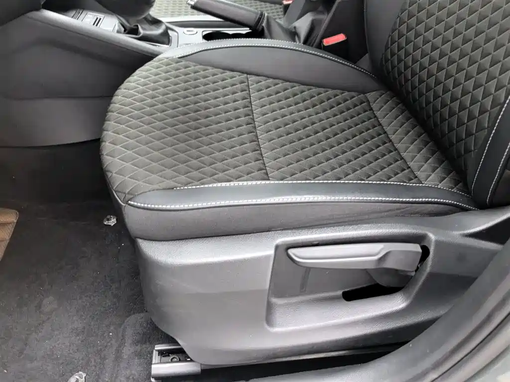 Skoda Octavia 2017 — фото 20