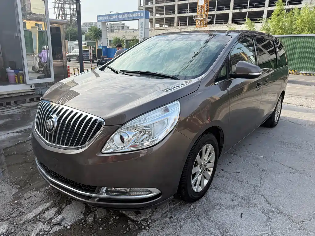 Buick GL8 2011