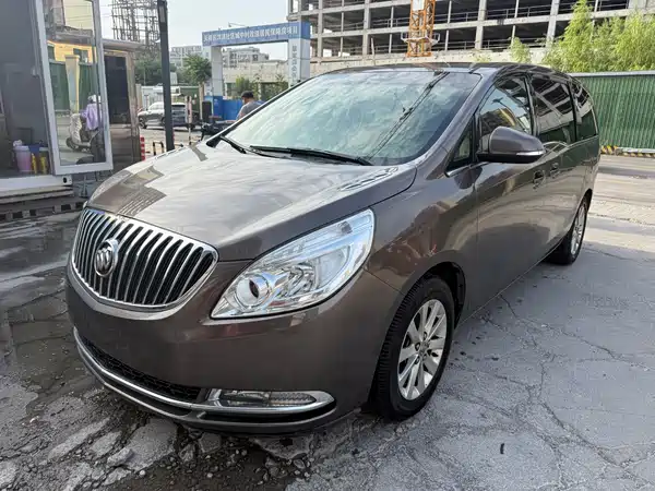 Buick GL8 2011
