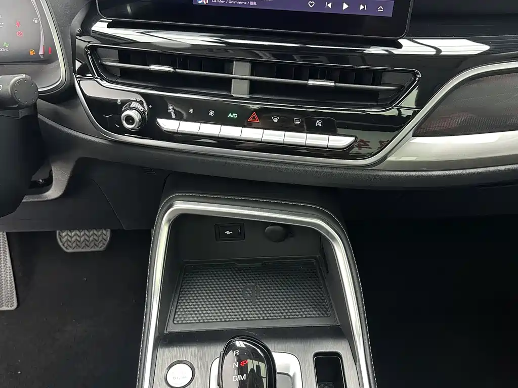 Haval H6 2023 — фото 16