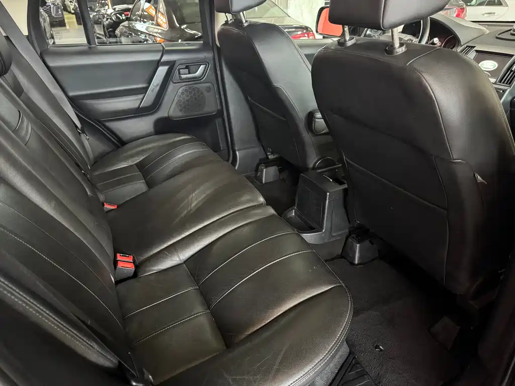 Land Rover Freelander 2 2013 — фото 13