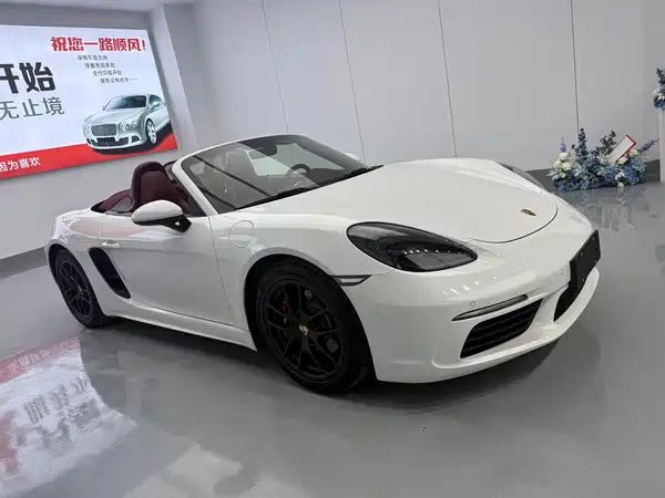 Porsche 718 2017